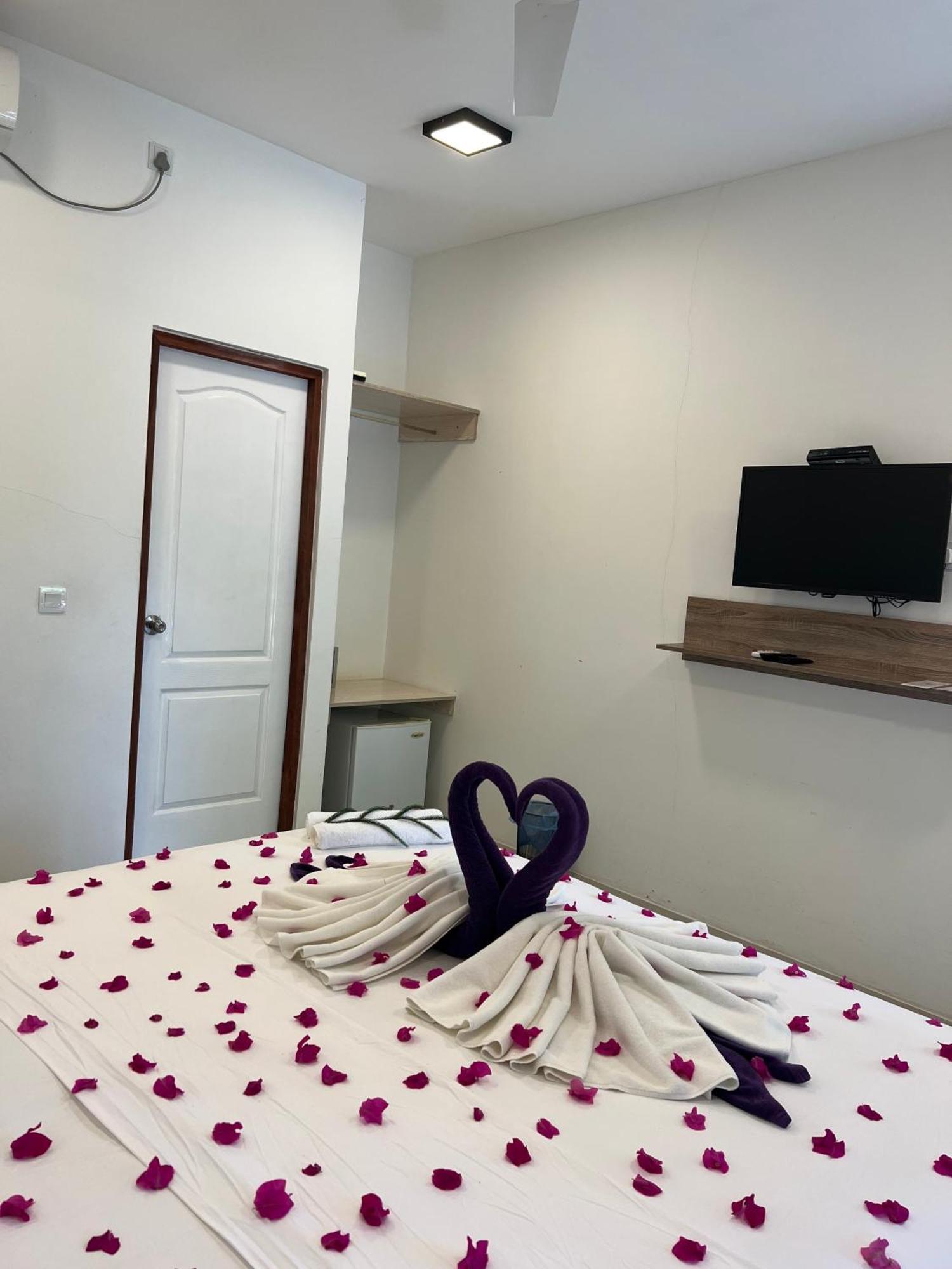 טאודו Lagoon Villa Maldives מראה חיצוני תמונה